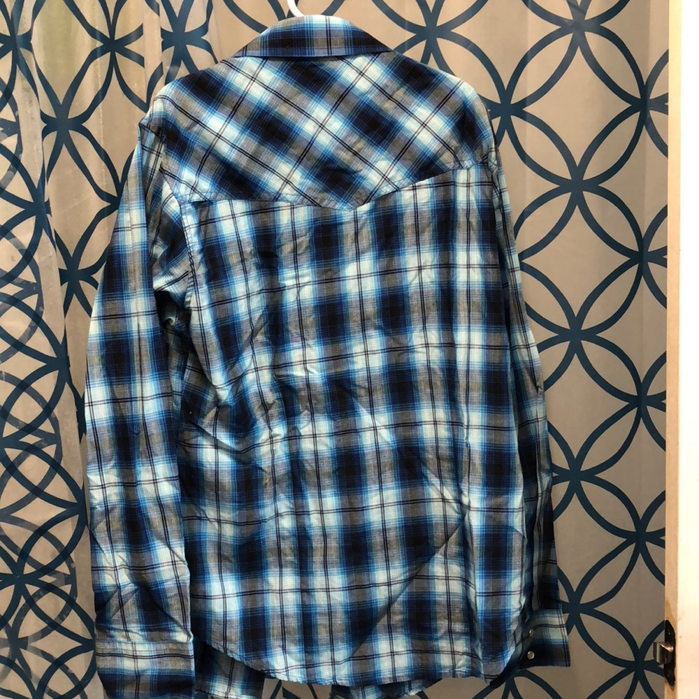 You the button down - Picture 2 of 2